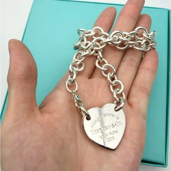 Tiffany & Co. Euc 15.25” approx XL center heart choker necklace - Picture 8 of 10